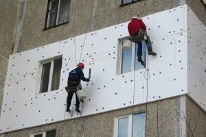 Tehnologie consolidarea spumei în izolarea fațadelor