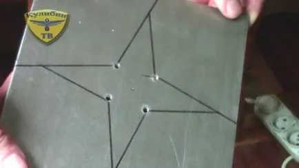 Shuriken de metal cu mâinile lor