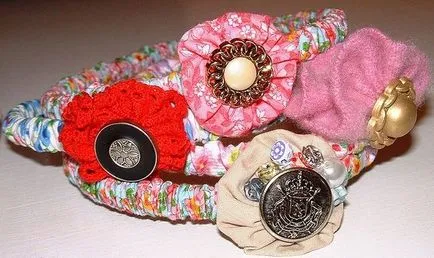 Ornamente cu mâinile lor din mostrele de țesut și atelier (master-class) Ornamente cu mâinile lor din mostrele de țesut și master-class