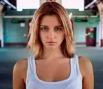 Pe aripile Fata, ce să facă, pentru bărbați (fată din stânga ce să facă) Pe aripile Fata, ce să facă, pentru bărbați
