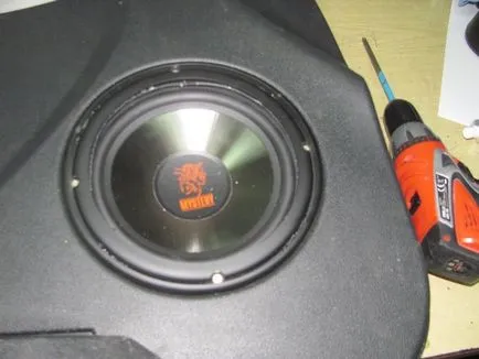 Instalarea difuzoarelor mister mj-650 în ușa din față a Grant FRET