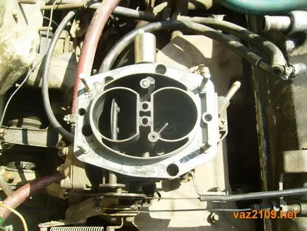 Nivelul de combustibil din vasele carburator, vase de reparații 2108 2109 21099