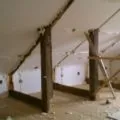 Izolarea termică a acoperișului mansardare din interior cu mâinile parsing tehnologie (pod) Izolarea termică a acoperișului mansardat din interior cu mâinile lor tehnologice parsing