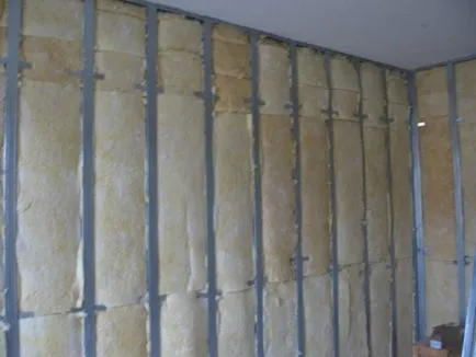 Izolație de perete din interiorul propriile sale mâini, portalul de construcție (din interior) Izolație de perete din interiorul mâinile proprii, portalul său de construcție