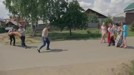 prețul miresei în film - Prizonierul din Caucaz (costum) prețul miresei în film - Prizonierul din Caucaz