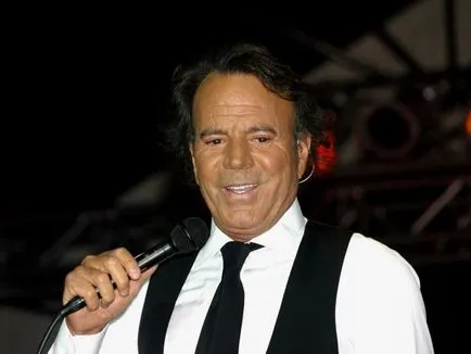 Julio Iglesias (Julio Iglesias) biografie și de muncă (fotografii)