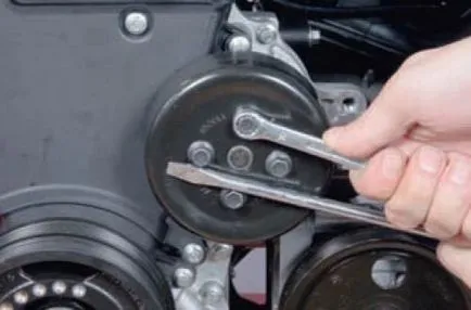 Înlocuirea curelei de distribuție Ford Focus 2 fotografii atașate, instrucțiuni complete, un blog auto