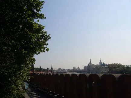 tur blocat de zidurile Kremlinului - știri în imagini (tur) tur blocat de zidurile Kremlinului - știri în imagini