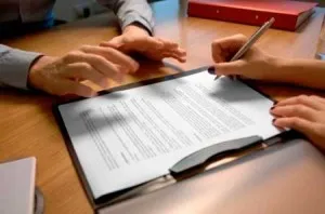Cerere de înregistrare a căsătoriei în oficiul registrului ca scriere, condițiile de admitere (cererea de înregistrare a căsătoriei) Cerere de înregistrare a căsătoriei într-un registru de scriere de birou, condițiile de primire