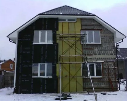 Încălzirea casa de beton celular la exterior - ceea ce și cum de a izola pereții blocurilor (perete) Încălzirea casa de beton celular la exterior - ceea ce și cum de a izola pereții blocurilor