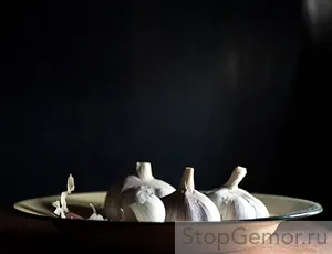 часник від геморою