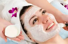 Îngrijire după un peeling chimic facial (după) Îngrijire după un peeling chimic facial