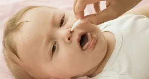 як лікувати нежить немовляті