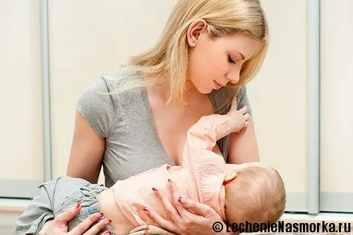 як лікувати нежить під час годування грудьми