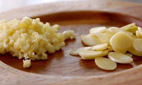 як лікувати глисти часником