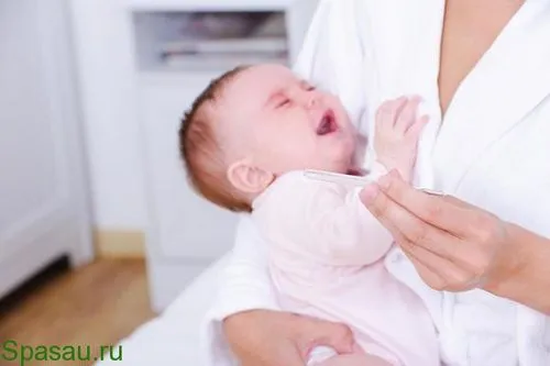 як збити температуру немовляті народними засобами