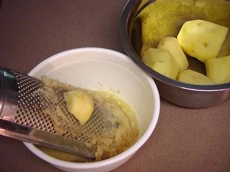 як лікувати шлунок картопляним соком