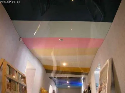 Alegerea de fotografii color de tavane suspendate (întindere) Alegerea de întindere de culoare de plafoane fotografie
