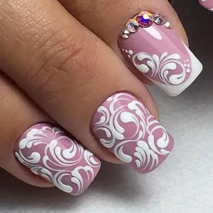 Cursuri video de design pe unghii, cursuri de design de unghii de la distanță, lecții de unghii de design, cursuri