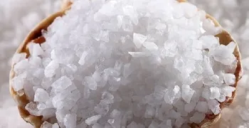 як лікувати прищі сіллю