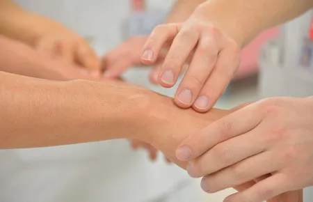 як лікувати папіломи на руках