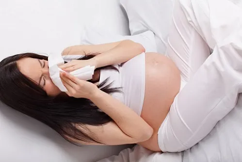 народні методи лікування нежиті у вагітних