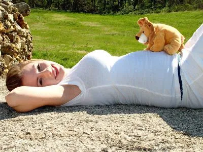 місяць вагітність фото плід живіт