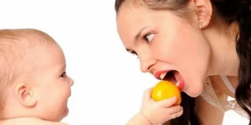які фрукти можна їсти під час годування грудьми