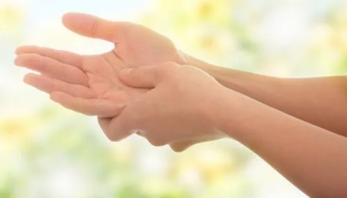 німіють руки під час вагітності