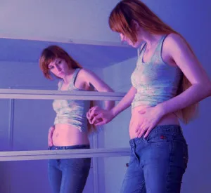 виділення на 4 тижні вагітності, кров'янисті виділення на 4 тижні вагітності, коричневі виділення на 4 тижні вагітності, жовті виділення на 4 тижні вагітності, симптоми 4 тиждень вагітності, секс на 4 тижні вагітності, харчування на 4 тижні вагітності, застуда на 4 тижні вагітності, дитина на 4 тижні вагітності, біль в животі на 4 тижні вагітності, плід на 4 тижні вагітності, загроза викидня на 4 тижні вагітності, матка на 4 тижні вагітності, 4 тиждень вагітності ознаки, температура на 4 тижні вагітності, ознаки на 4 тижні вагітності температура на 4 тижні вагітності