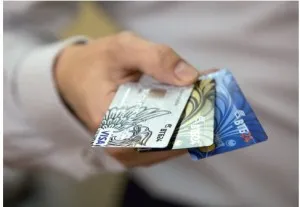 Cum de a utiliza cardul de credit (banca) Cum să utilizați un card bancar