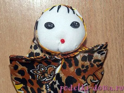 păpușă japoneză, o cutie de idei și ateliere