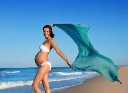 чи можна вагітним купатися в морі чи можна вагітним купатися в морі