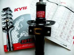 Înlocuirea gazului lonjeroane KYB Excel-g si pompare (rafturi) gaz Înlocuirea struts KYB Excel-g și pompare
