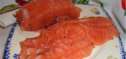 Sărare Trout Trout ca o muratura la domiciliu (muratura) Sărare Trout Trout ca o murătură la domiciliu