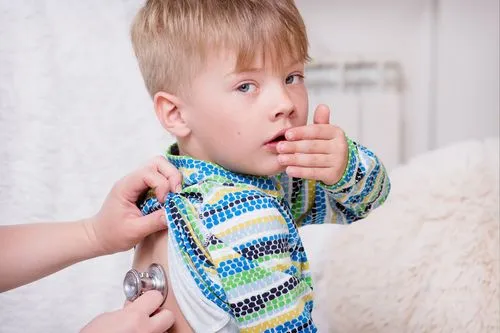 ніж лікувати дитину якщо він захрип