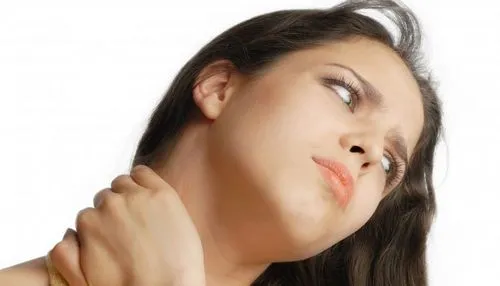 Заклинило шию: що робити? заклинило шию як лікувати