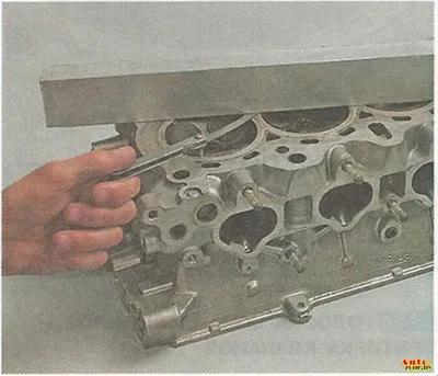 Zona Auto - repararea honda CR-V - Motor și - cu motor - cap de cilindru (reparații) Zona Auto - repararea Honda CR-V - motorul și sistemele sale - motor - chiulasă