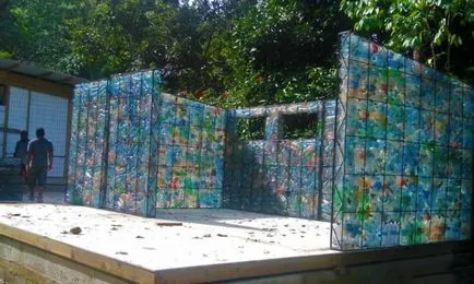 Mobilier de grădină din sticle cu fotografii mâinile lor (mâini) Mobilier de gradina din sticle cu mâinile lor fotografie