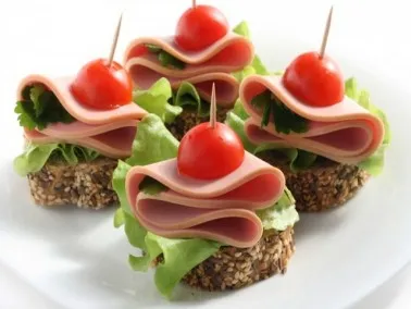 Sandwich-uri cu cârnați - rețete populare cu fotografii (sandwich-uri) Sandwich-uri cu cârnați - rețete populare cu fotografii