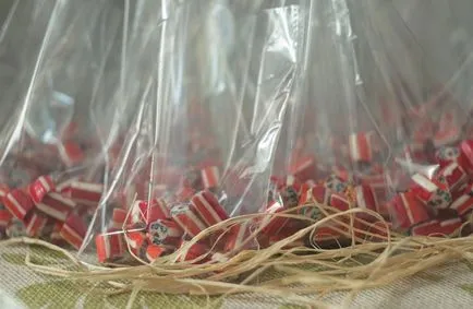 cutii de bomboane de nunta vă completați cadouri simbolice pentru oaspeți