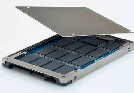 Ceea ce este mai bine - un hard disk normal sau SSD, configurarea de calculatoare și laptop-uri din Krasnodar