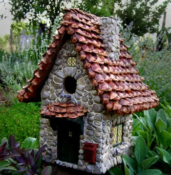 casă mică decorative pentru o gradina sau de flori paturi pentru case (casa de gradina, atunci) Casa decorative mici pentru o gradina sau de flori paturi pentru case