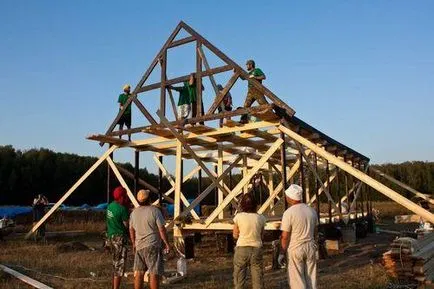 Casa de paie cu propriile lor mâini