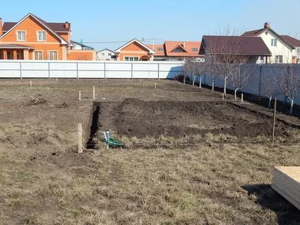 Cum de a construi o casă pentru o singură persoană pentru un an