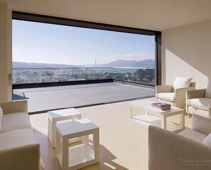 Design interior si camera de zi într-un stil minimalist, aranjament de idei din fotografie