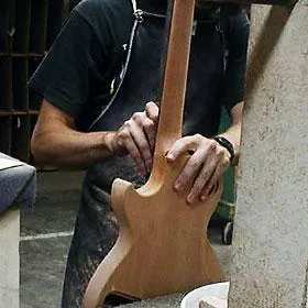 Cum de a face Gibson Guitars