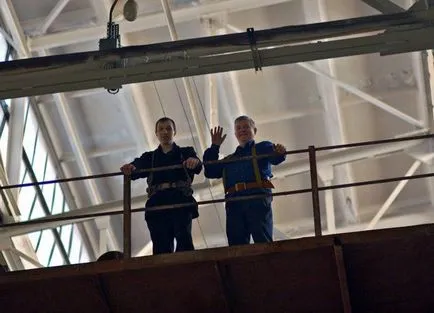 Cum sa faci o Kalasnikov - doar întrebam (automat) Cum sa faci o Kalasnikov - doar întrebam