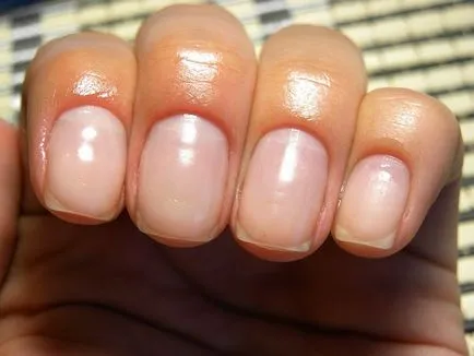 Cum de a schimba forma de cuie acasă în mâinile (formular) Cum de a schimba forma de cuie acasă în mâinile