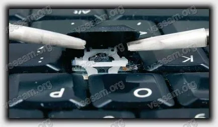 Cum se curata o tastatura pe un laptop la domiciliu